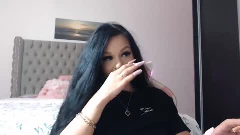 Lisa online show from December 14, 8:36 pm