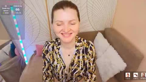 Lisa online show from June 3, 2:23 am