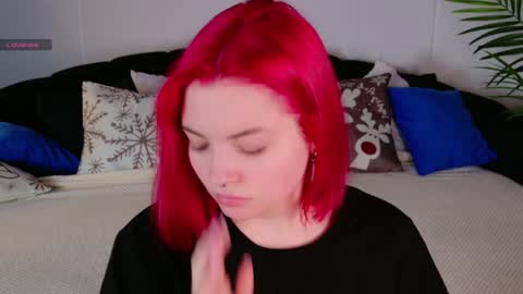 Snapshot of lisa_adam chatting on December 11, 4:07 am lissi online show from December 11, 4:07 am