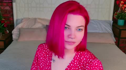 Snapshot of lisa_adam chatting on December 9, 5:07 am lissi online show from December 9, 5:07 am
