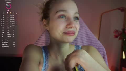 Lisa online show from December 20, 9:50 pm