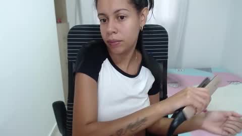 Lisa Santos online show from March 27, 1:34 pm