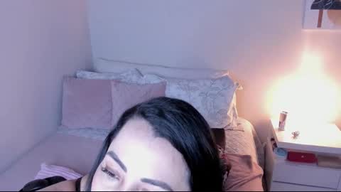 Snapshot of lisa_laurentt chatting on February 1, 1:23 am lisa laurent online show from February 1, 1:23 am