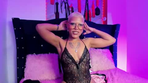 lisa_silver_star online show from June 17, 3:57 pm