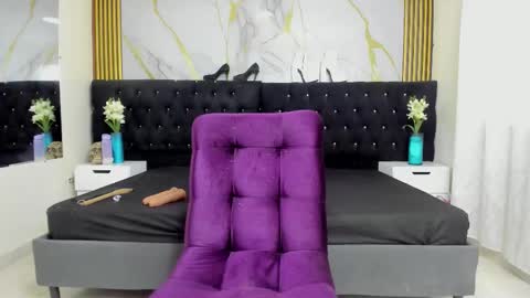 lisa_sweetas online show from September 11, 7:47 pm