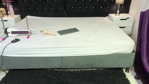 lisa_sweetas online show from December 4, 8:53 pm