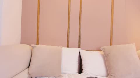 lisa online show from February 17, 12:15 pm