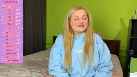 Lisa online show from January 11, 11:37 am