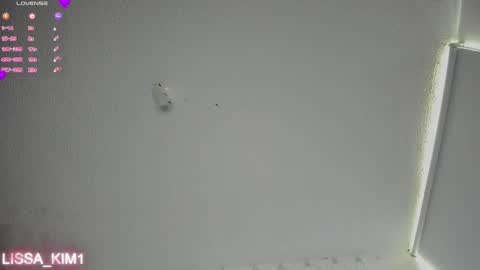 Lissa Kim  online show from October 23, 1:50 pm