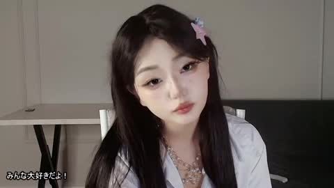 Lissa online show from April 13, 7:25 pm