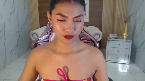 Snapshot of lissandra_s chatting on October 11, 1:47 pm lissandra_s online show from October 11, 1:47 pm