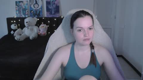 little__flowers online show from March 11, 9:57 am