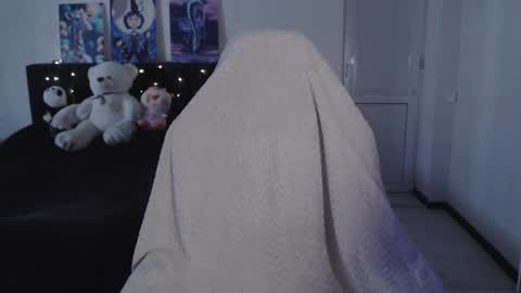 little__flowers online show from March 10, 9:46 am