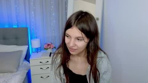    online show from November 13, 12:04 pm