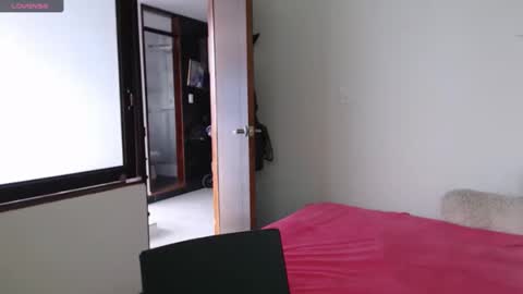 Snapshot of little__samantha_ chatting on October 22, 3:17 pm Samantha. online show from October 22, 3:17 pm