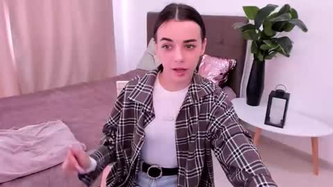 Ami online show from April 15, 12:17 pm