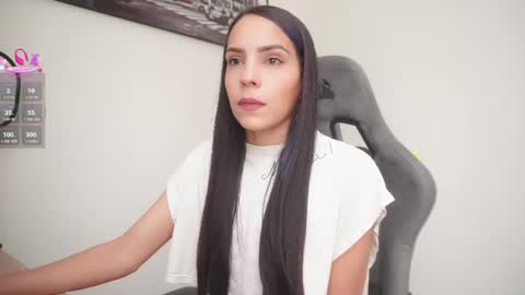 Help me reach 100 likes online show from April 1, 7:11 pm