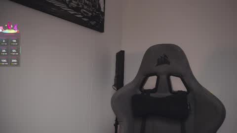 Help me reach 100 likes online show from April 4, 7:13 pm