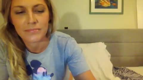 little lies online show from February 12, 11:20 pm