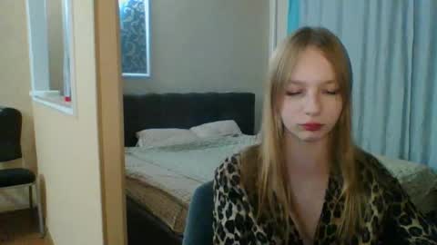 Maria online show from December 14, 6:25 pm