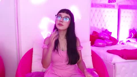 Paulette online show from January 13, 4:29 am