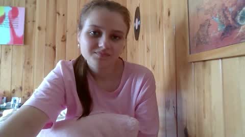 little_shygirl_ online show from September 17, 9:40 am