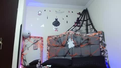 Snapshot of little_susi_ chatting on October 20, 6:38 am little_susi_ online show from October 20, 6:38 am