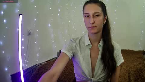 LittleAhWitch online show from September 11, 1:55 pm