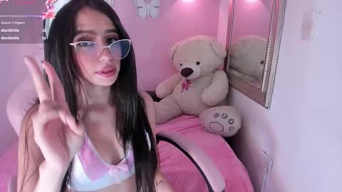 Ari online show from September 27, 7:21 pm