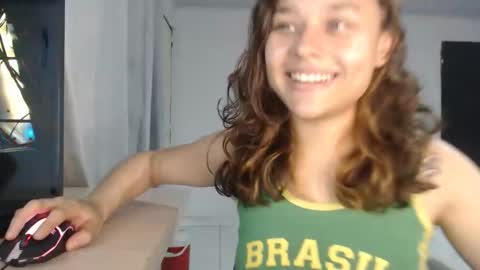 littlecheerry69 online show from April 15, 3:01 pm