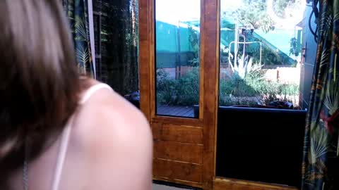 Maria and Viktor online show from May 8, 8:39 am