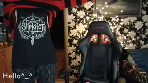 Snapshot of littlehappines chatting on December 31, 11:06 pm littlehappines online show from December 31, 11:06 pm