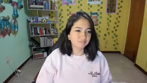 Mia  online show from February 17, 1:47 am