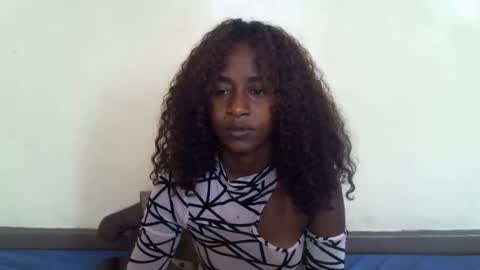 littlesandie online show from November 8, 8:52 am