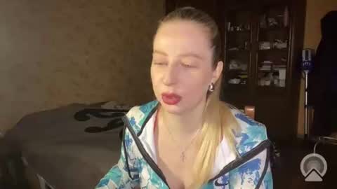 Livandria online show from April 10, 9:10 pm