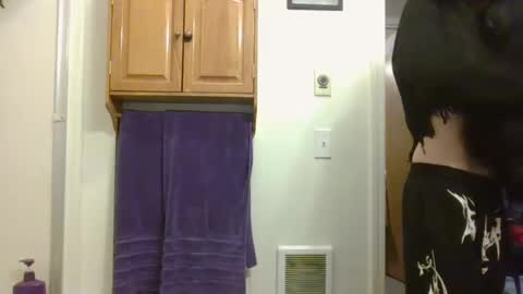 Liv Mirage online show from February 24, 1:44 am