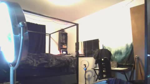 Liv Mirage online show from March 4, 1:01 am