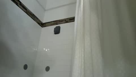 Liv Mirage online show from October 15, 7:44 am