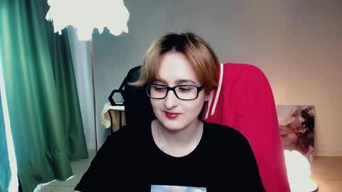 LixeLuna online show from June 1, 6:26 am
