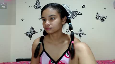Liz7skinny online show from June 29, 9:14 pm