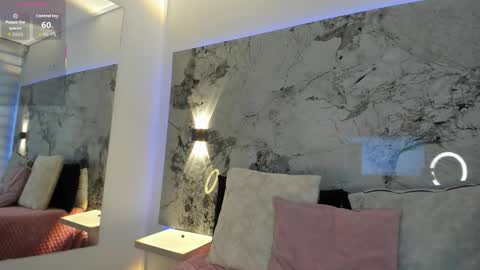 Liz  online show from February 12, 11:56 am