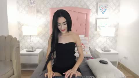 liz rouse  online show from February 2, 11:20 am