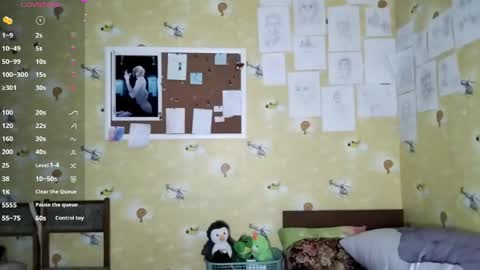 Molly online show from June 2, 4:52 pm