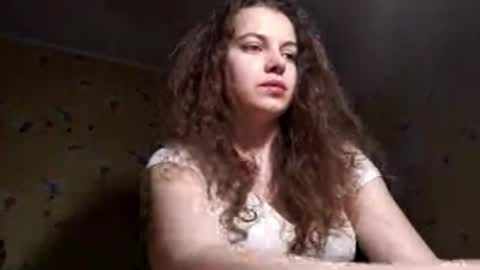 Molly online show from April 14, 5:24 pm