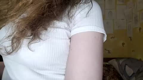 Molly online show from April 16, 8:08 pm