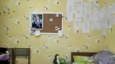 Molly online show from April 19, 6:10 pm