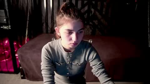 lizatiffanya_ online show from April 16, 12:27 pm