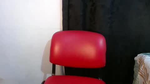 Lizze Bodu 3 online show from March 6, 1:55 am