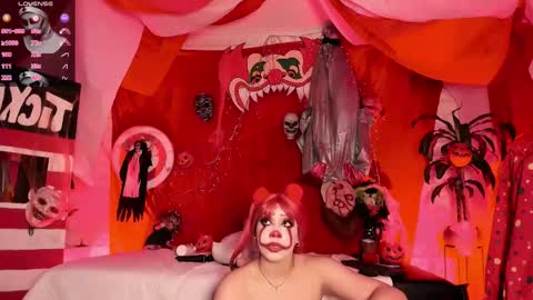  Lizzie  online show from October 31, 12:31 pm