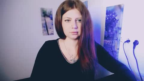 Lizzy3 online show from April 16, 11:18 pm